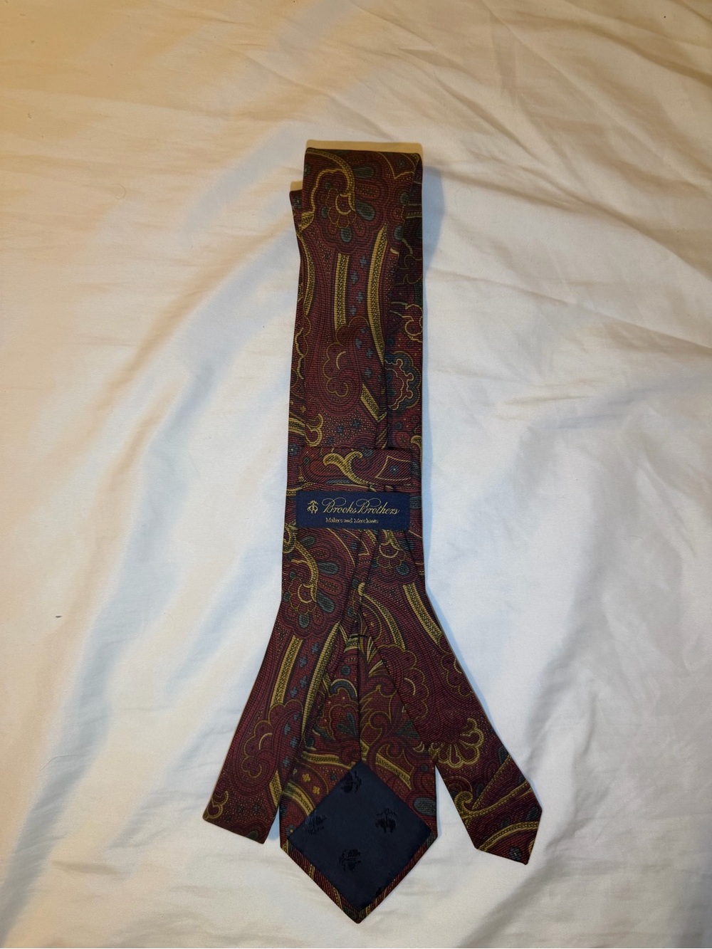 PERFECT CONDITION Brooks Brothers Burgundy Paisley Silk Tie NEVER WORN
